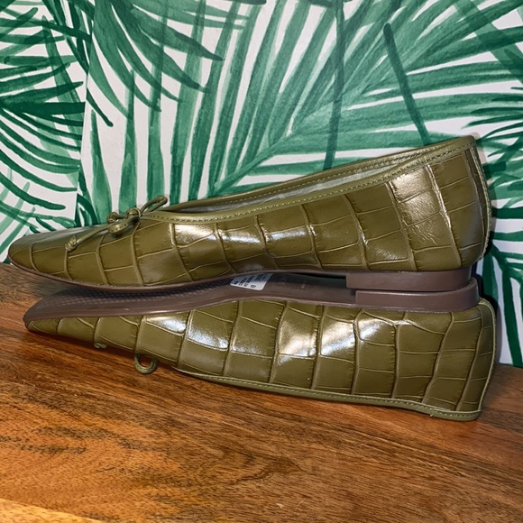 SCHUTZ Matcha Green Leather Croc Embossed Flats Women’s 6 B - Picture 5 of 9